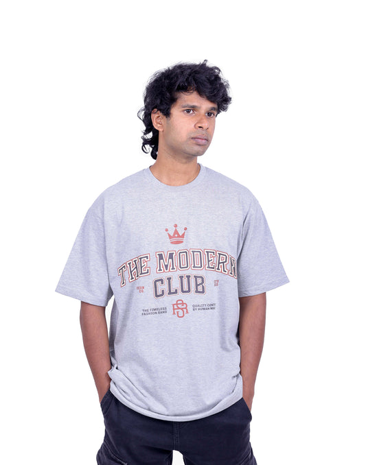 THE MODERN CLUB RETRO OVERSIZED TSHIRT